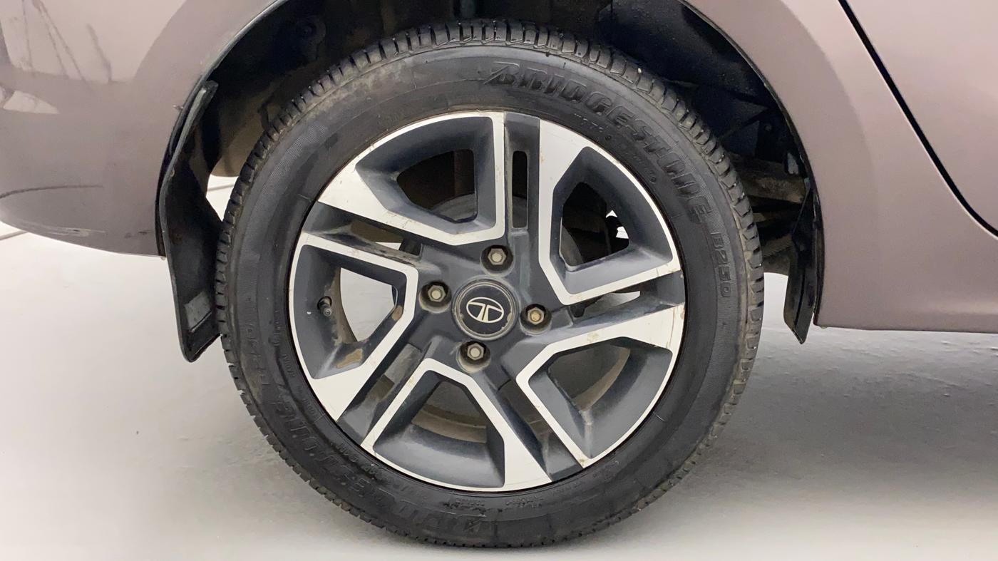 2019 Tata TIGOR XZ PLUS PETROL, Petrol, Manual, 25,728 km, Right Rear Wheel