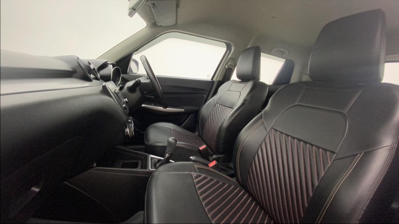 2018 Maruti Swift ZXI, Petrol, Manual, 39,265 km, Right Side Front Door Cabin