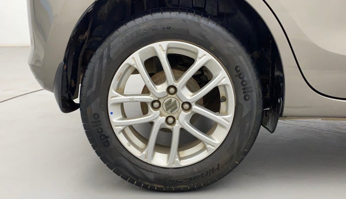 2018 Maruti Swift ZXI, Petrol, Manual, 39,265 km, Right Rear Wheel
