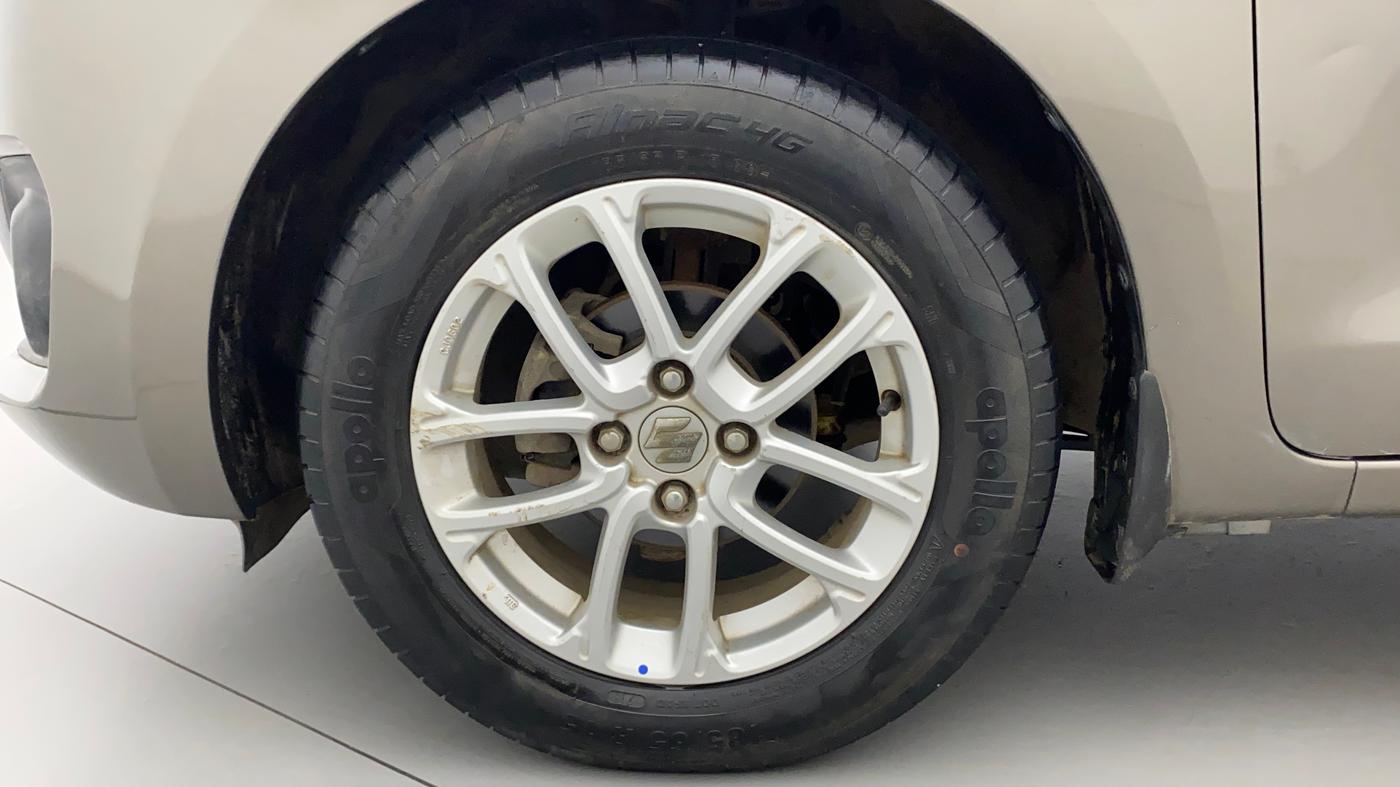 2018 Maruti Swift ZXI, Petrol, Manual, 39,265 km, Left Front Wheel