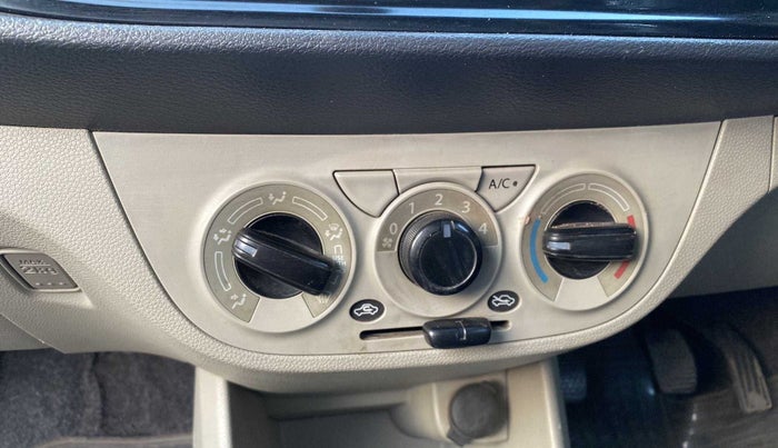 2017 Maruti Alto K10 VXI, Petrol, Manual, 51,198 km, AC Unit - Directional switch has minor damage