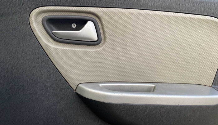 2017 Maruti Alto K10 VXI, Petrol, Manual, 51,198 km, Driver Side Door Panels Control