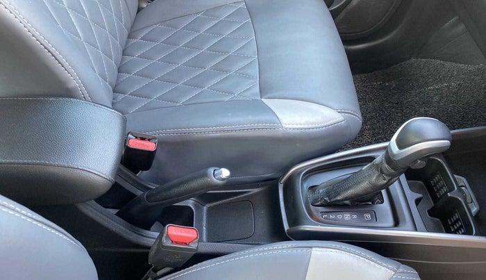 2021 Maruti XL6 ALPHA AT, Petrol, Automatic, 17,137 km, Gear Lever