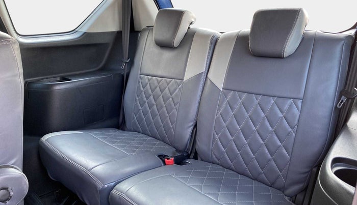2021 Maruti XL6 ALPHA AT, Petrol, Automatic, 17,137 km, Third Seat Row ( optional )