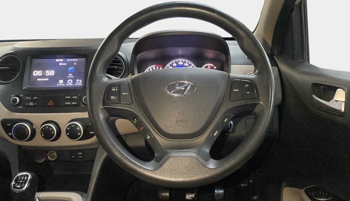 2018 Hyundai Grand i10 SPORTZ 1.2 KAPPA VTVT, Petrol, Manual, 66,554 km, Steering Wheel Close Up