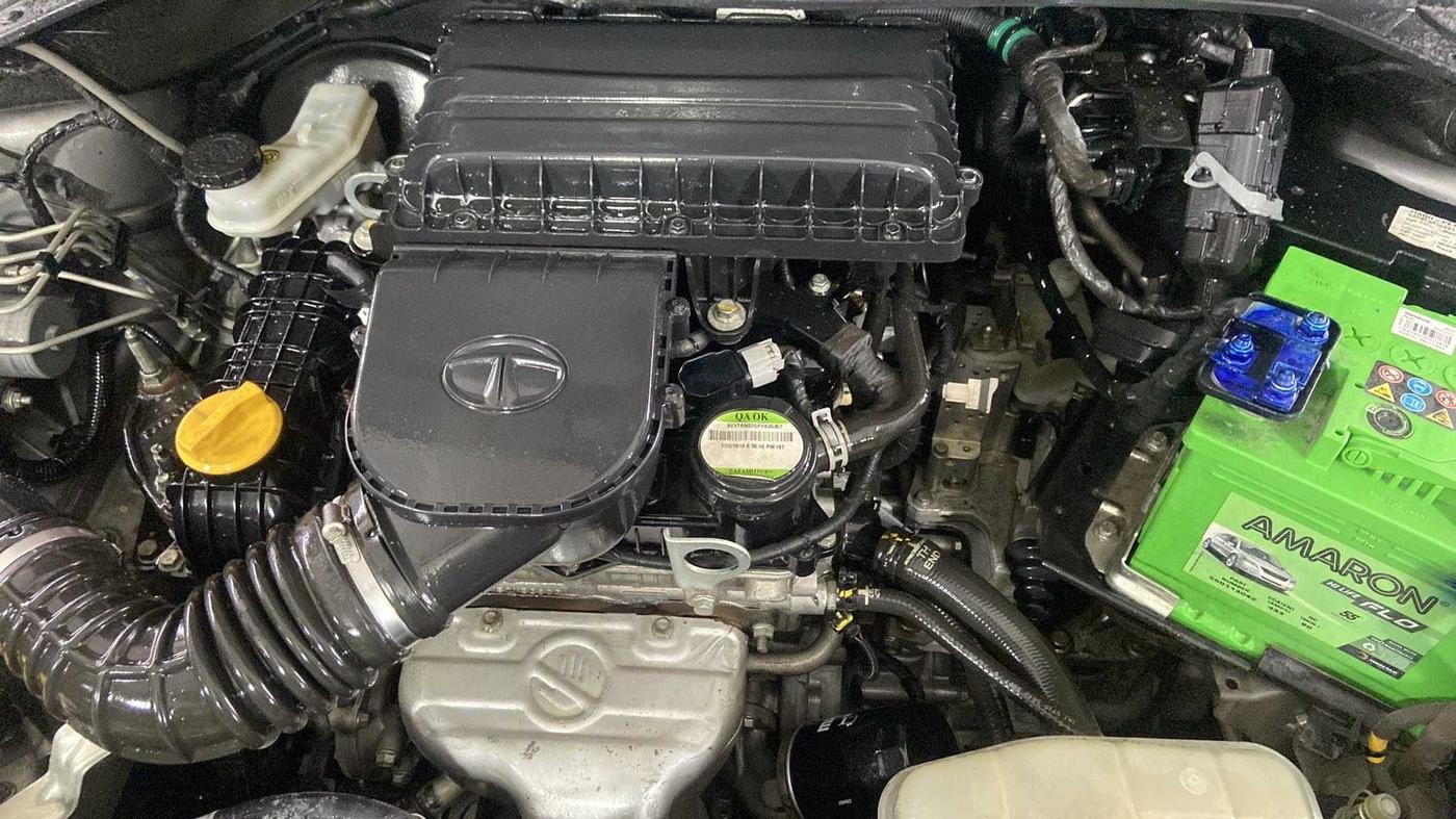 2019 Tata Tiago XZA PLUS DUAL TONE PETROL, Petrol, Automatic, 31,793 km, Open Bonet