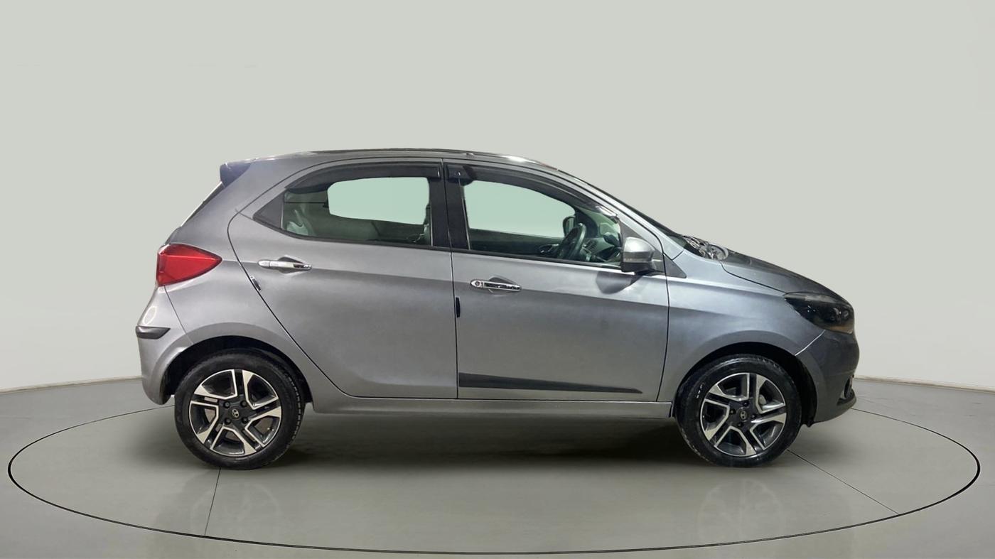 2019 Tata Tiago XZA PLUS DUAL TONE PETROL, Petrol, Automatic, 31,793 km, Right Side View