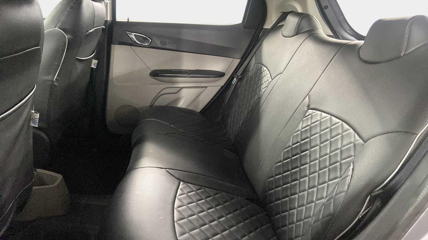 2019 Tata Tiago XZA PLUS DUAL TONE PETROL, Petrol, Automatic, 31,793 km, Right Side Rear Door Cabin
