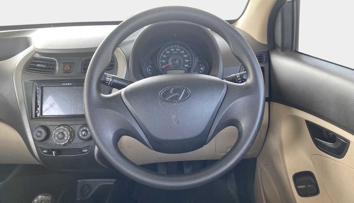 2018 Hyundai Eon ERA +, Petrol, Manual, 37,192 km, Steering Wheel Close Up