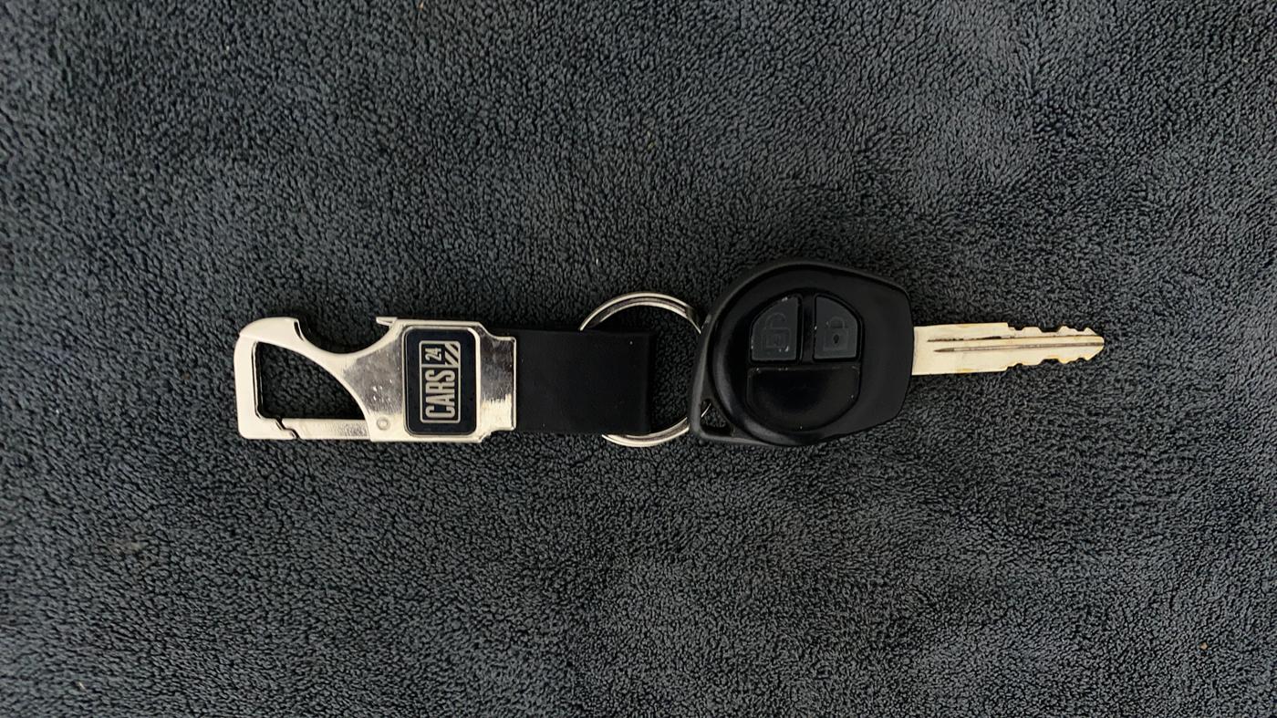 2019 Maruti Alto VXI, Petrol, Manual, 18,779 km, Key Close Up
