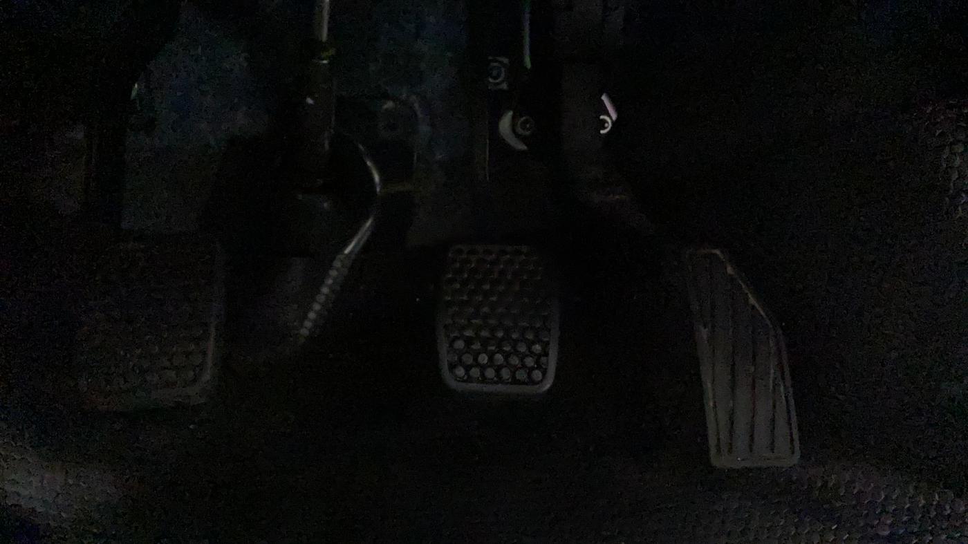 2019 Maruti Alto VXI, Petrol, Manual, 18,779 km, Pedals