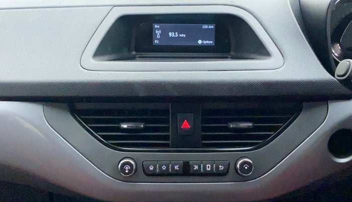 2022 Tata NEXON XM SUNROOF PETROL, Petrol, Manual, 43,474 km, Infotainment System