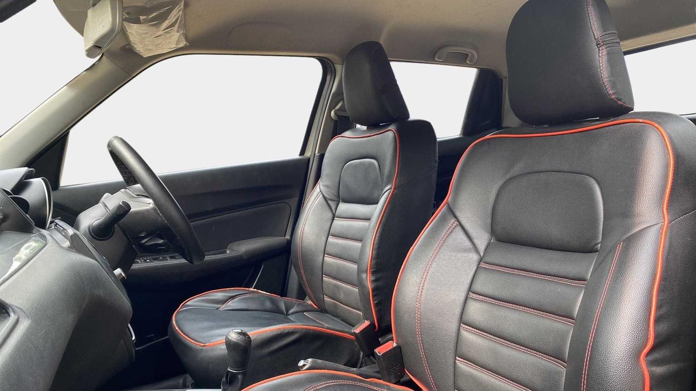 2019 Maruti Swift VXI, Petrol, Manual, 35,027 km, Right Side Front Door Cabin