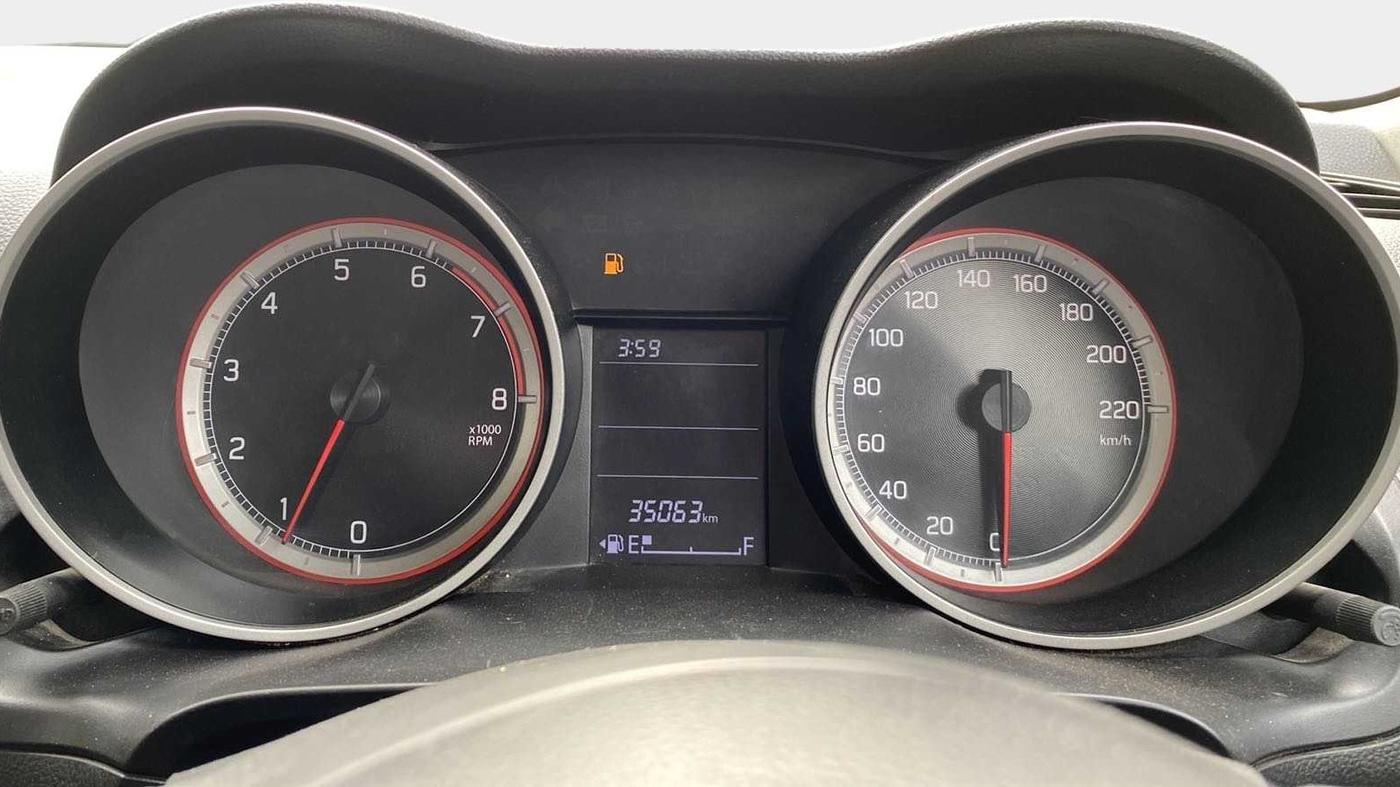 2019 Maruti Swift VXI, Petrol, Manual, 35,027 km, Odometer Image