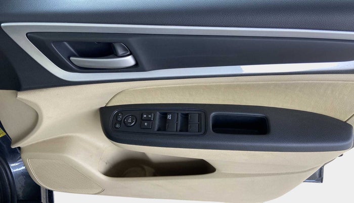 2022 Honda Amaze 1.5L I-DTEC VX, Diesel, Manual, 46,109 km, Driver Side Door Panels Control