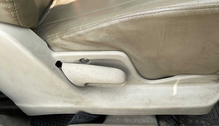 2012 Maruti Swift Dzire VXI, Petrol, Manual, 54,063 km, Driver Side Adjustment Panel