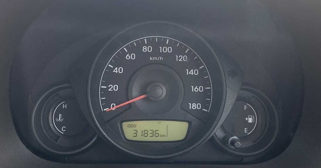 2016 Hyundai Eon ERA +, Petrol, Manual, 31,819 km, Odometer Image
