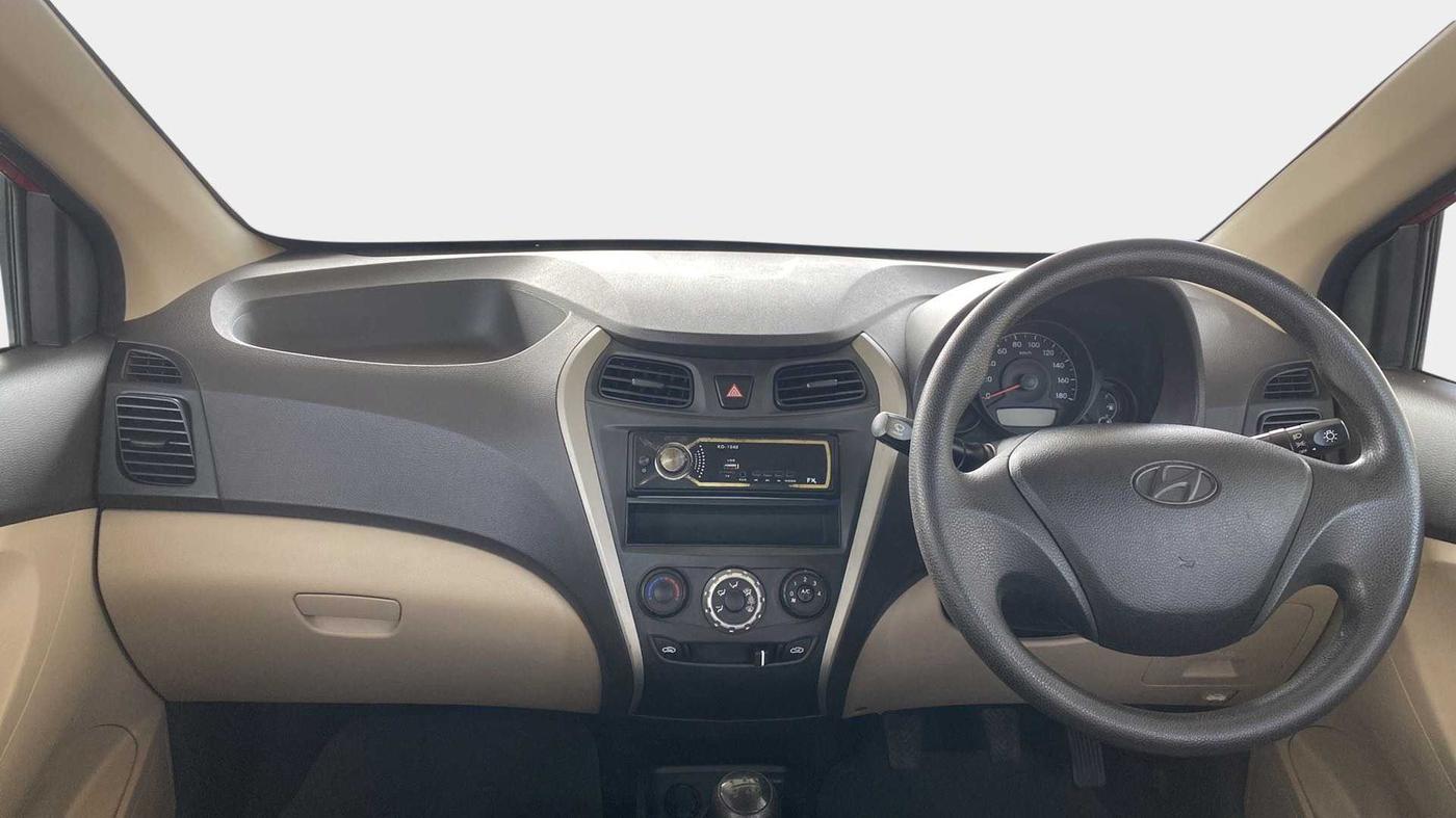 2016 Hyundai Eon ERA +, Petrol, Manual, 31,819 km, Dashboard