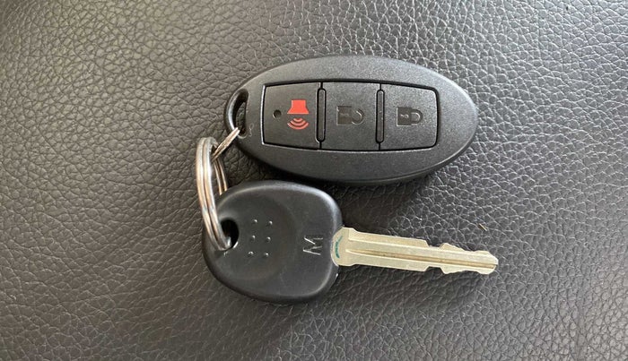 2016 Hyundai Eon ERA +, Petrol, Manual, 31,819 km, Key Close Up