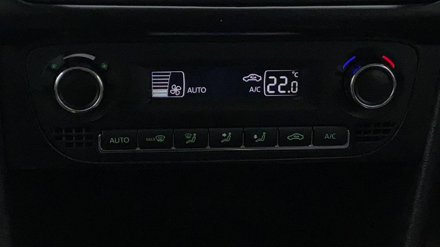 2019 Skoda Rapid AMBITION 1.6 MPI MT, Petrol, Manual, 76,795 km, Automatic Climate Control