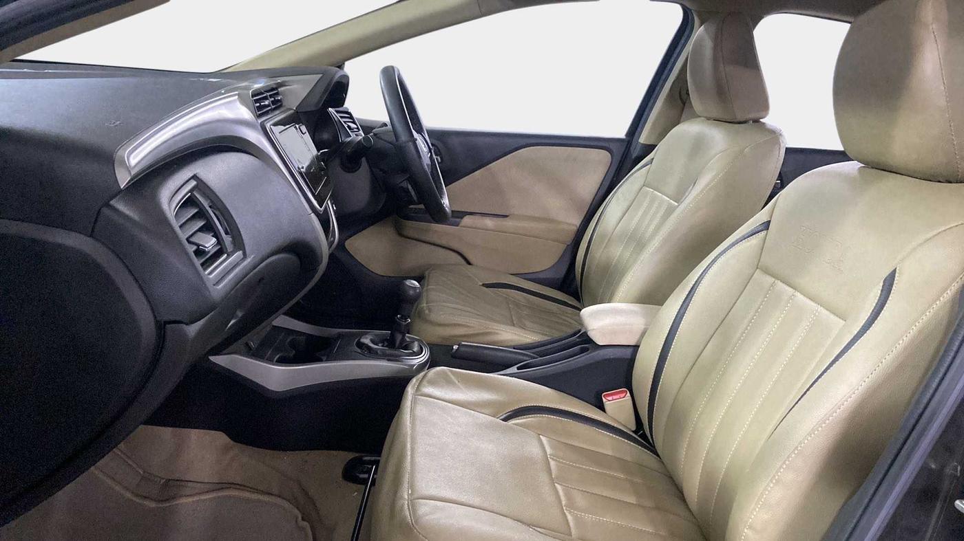 2017 Honda City 1.5L I-VTEC V MT, Petrol, Manual, 32,749 km, Right Side Front Door Cabin