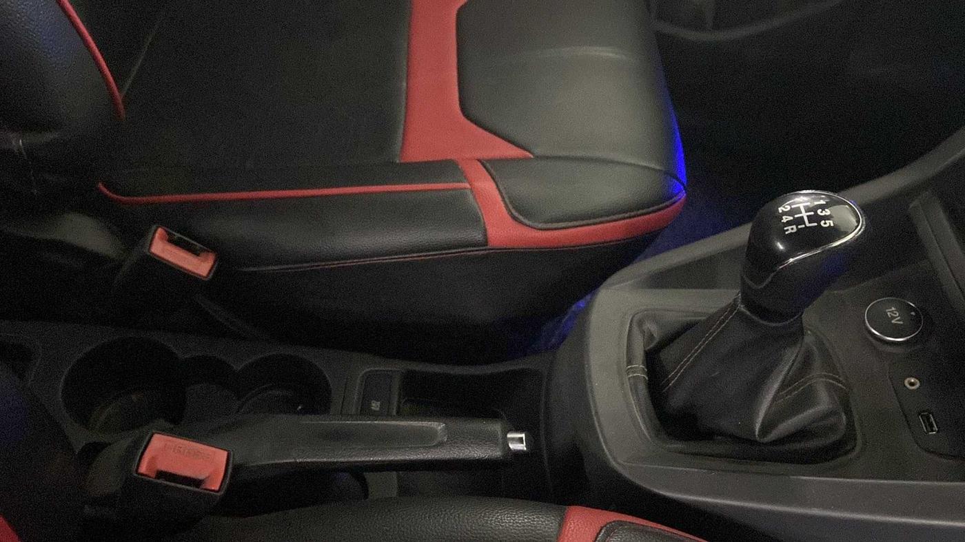 2020 Ford FREESTYLE FLAIR EDITION 1.2 PETROL, Petrol, Manual, 23,763 km, Gear Lever