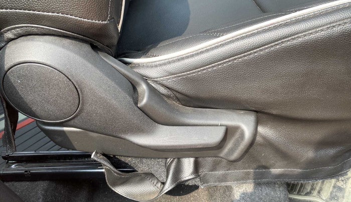 2022 Maruti Celerio ZXI, Petrol, Manual, 1,042 km, Driver Side Adjustment Panel
