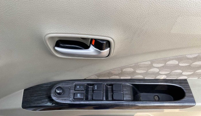 2015 Maruti Celerio ZXI AMT, Petrol, Automatic, 40,174 km, Driver Side Door Panels Control