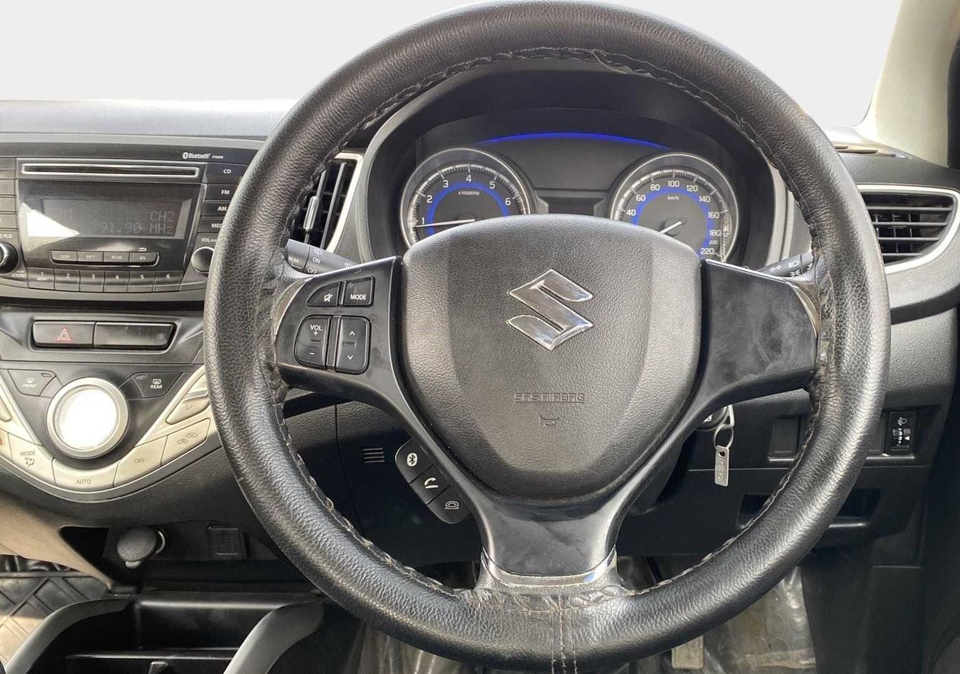 2016 Maruti Baleno DELTA PETROL 1.2, Petrol, Manual, 71,179 km, Steering Wheel Close Up