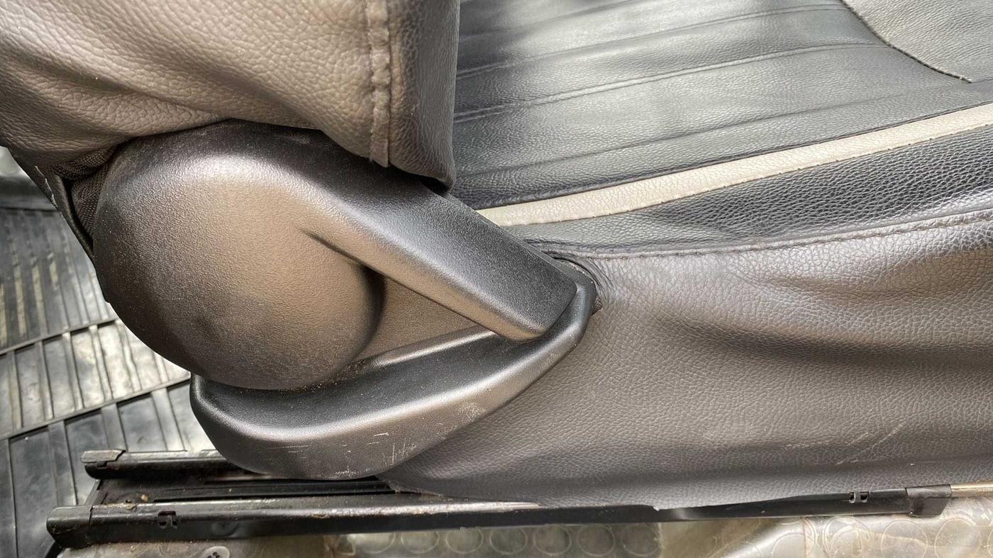 2016 Maruti Baleno DELTA PETROL 1.2, Petrol, Manual, 71,179 km, Driver Side Adjustment Panel