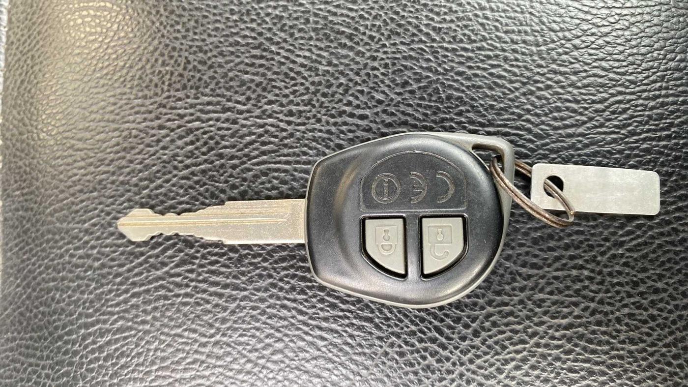 2016 Maruti Baleno DELTA PETROL 1.2, Petrol, Manual, 71,179 km, Key Close Up