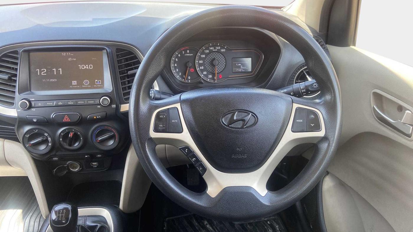 2019 Hyundai NEW SANTRO SPORTZ MT, Petrol, Manual, 17,538 km, Steering Wheel Close Up