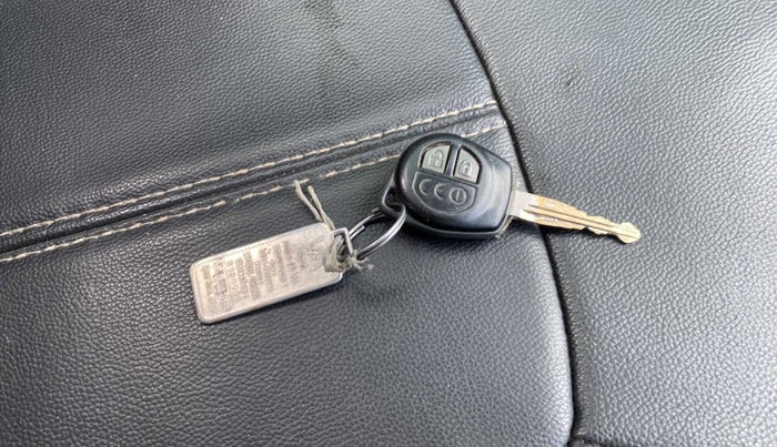 2014 Maruti Celerio ZXI, Petrol, Manual, 98,083 km, Key Close Up