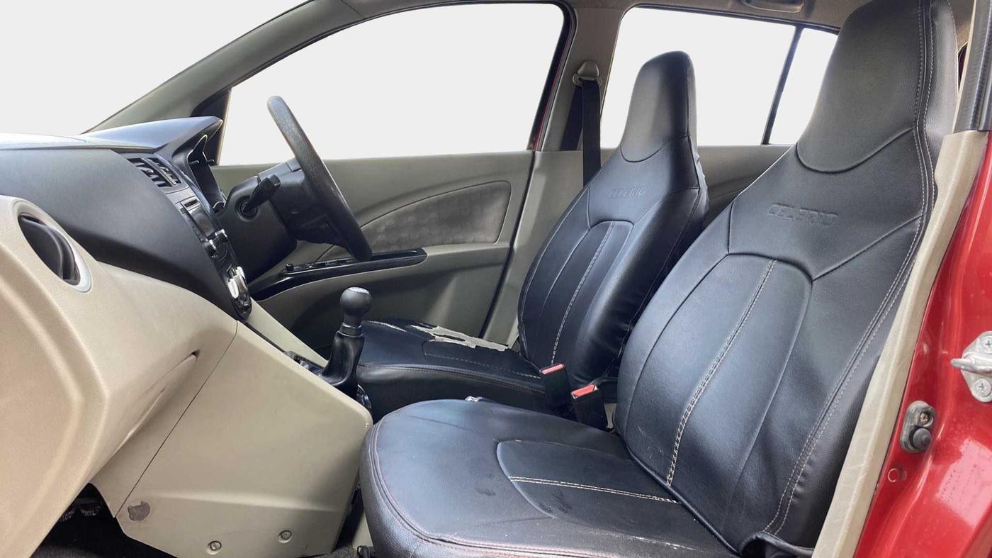 2014 Maruti Celerio ZXI, Petrol, Manual, 98,083 km, Right Side Front Door Cabin