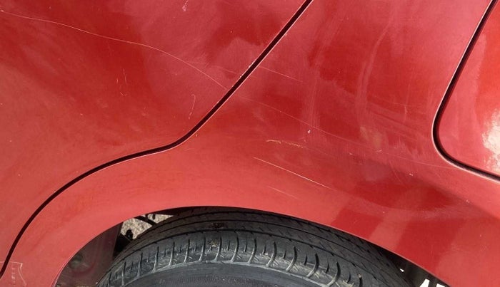 2014 Maruti Celerio ZXI, Petrol, Manual, 98,083 km, Left quarter panel - Minor scratches