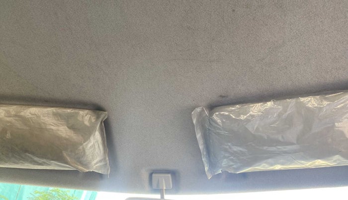 2013 Maruti Swift LXI, Petrol, Manual, 93,357 km, Ceiling - Roof lining minor dirty