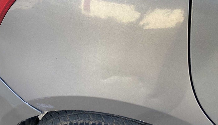 2013 Maruti Swift LXI, Petrol, Manual, 93,357 km, Right quarter panel - Slightly dented