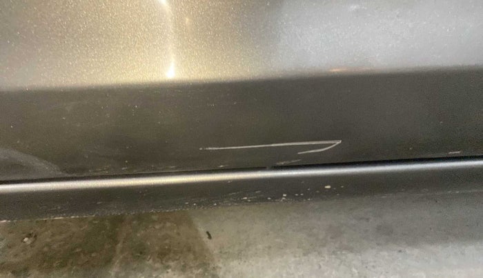 2020 Maruti Ertiga ZXI SHVS, Petrol, Manual, 36,917 km, Front passenger door - Slightly dented