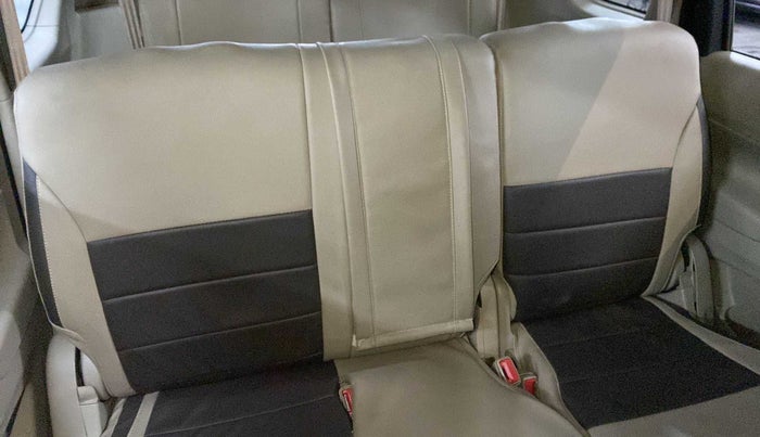 2020 Maruti Ertiga ZXI SHVS, Petrol, Manual, 36,917 km, Second-row right seat - Headrest missing