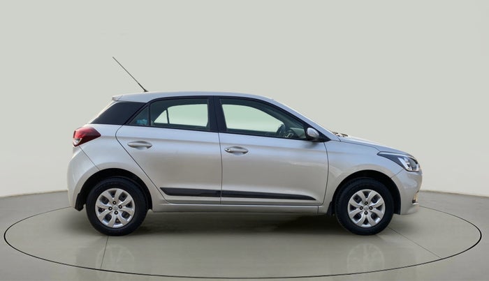 2017 Hyundai Elite i20 SPORTZ 1.2, Petrol, Manual, 26,921 km, Right Side View