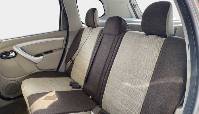 2016 Nissan Terrano XL (D), Diesel, Manual, 65,568 km, Right Side Rear Door Cabin
