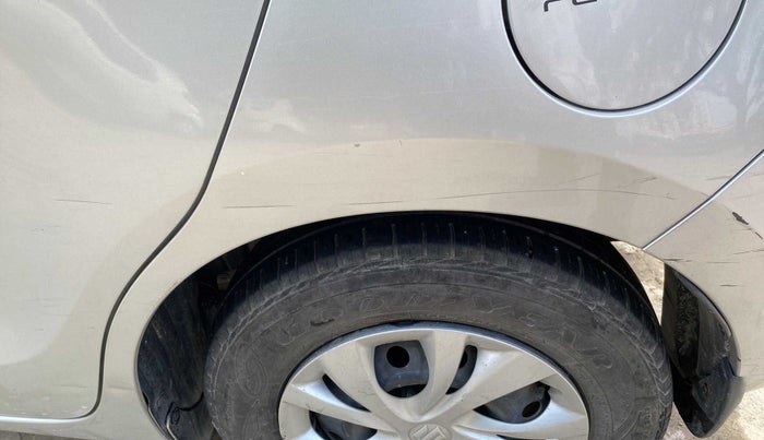2019 Maruti Swift VXI, CNG, Manual, 85,761 km, Left quarter panel - Slightly dented