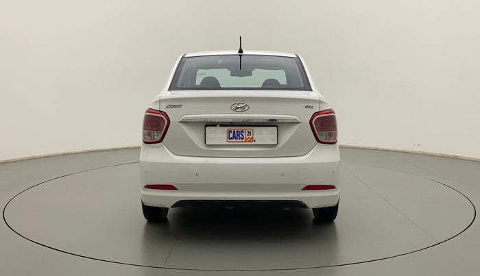 2016 Hyundai Xcent SX 1.2, Petrol, Manual, 71,205 km, Back/Rear