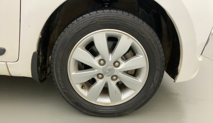 2016 Hyundai Xcent SX 1.2, Petrol, Manual, 71,205 km, Right Front Wheel
