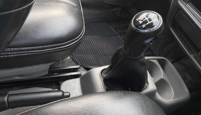 2013 Maruti Alto K10 VXI, Petrol, Manual, 70,186 km, Gear Lever