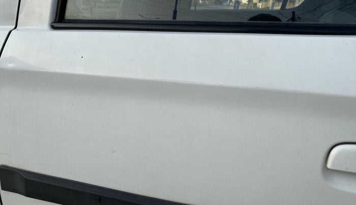 2015 Maruti Alto 800 LXI, Petrol, Manual, 45,518 km, Rear left door - Paint has faded