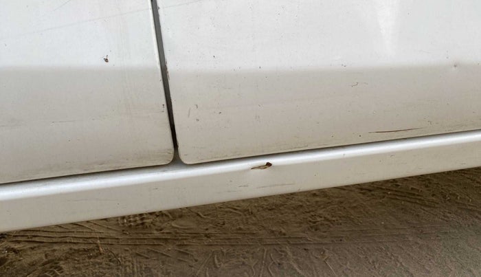 2015 Maruti Alto 800 LXI, Petrol, Manual, 45,518 km, Right running board - Slightly dented