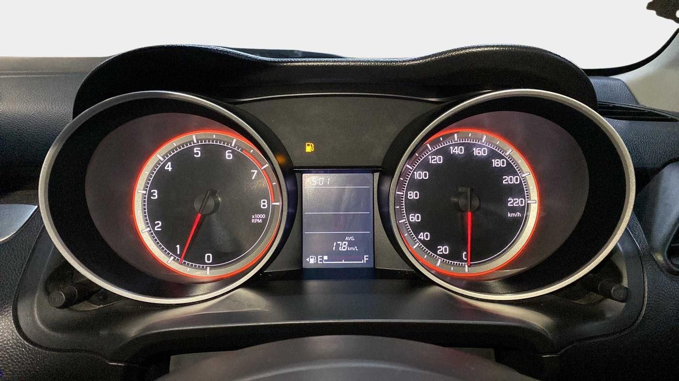 2020 Maruti Swift VXI, Petrol, Manual, 46,830 km, Odometer Image
