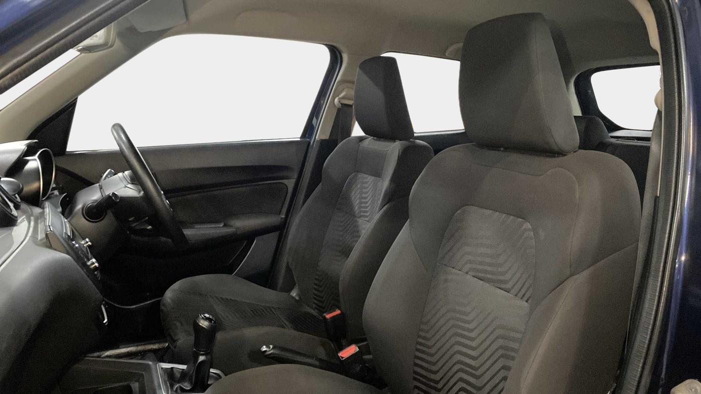 2020 Maruti Swift VXI, Petrol, Manual, 46,830 km, Right Side Front Door Cabin
