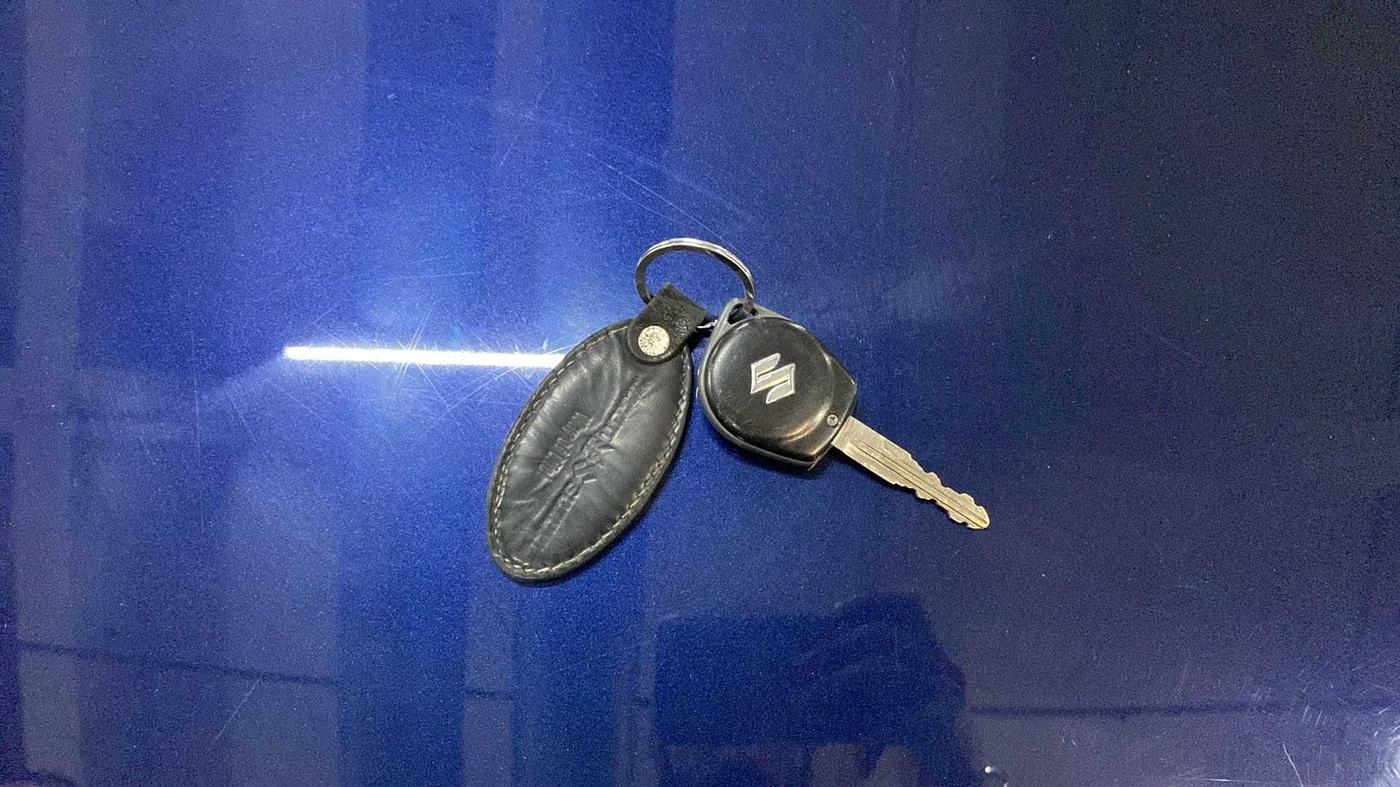 2020 Maruti Swift VXI, Petrol, Manual, 46,830 km, Key Close Up